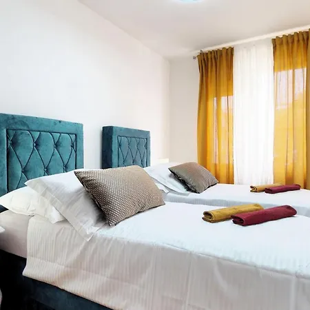 Apartment Modern Deluxe Sara 2